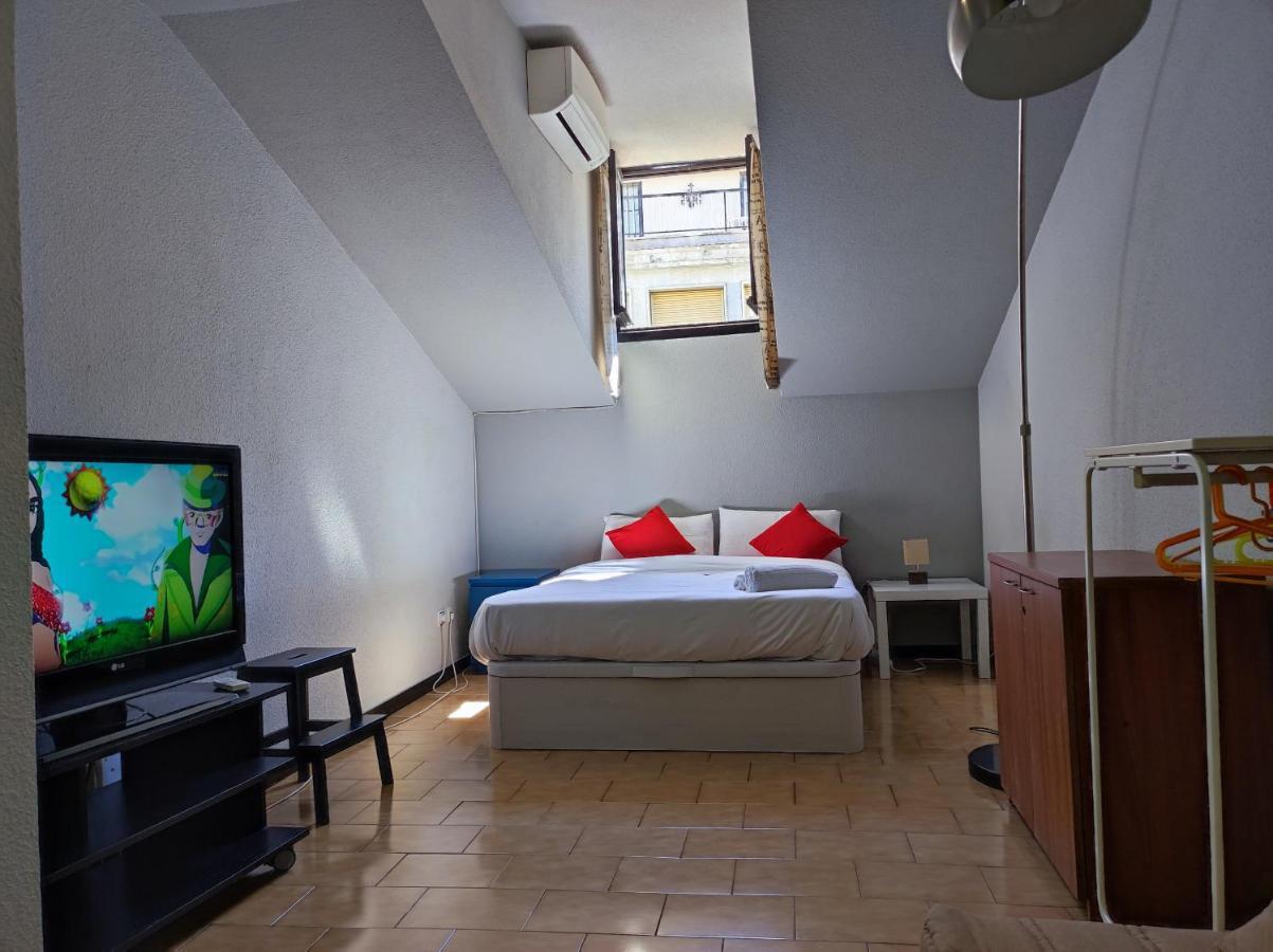 Appartement Aparment Puerta De Sol à Madrid Extérieur photo